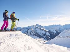 Skifahren_in_Faschina_(c)_Alex_Kaiser_-_Alpenregio